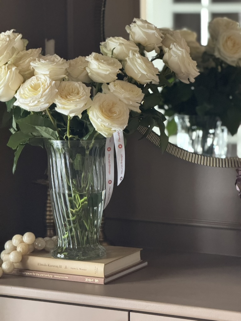 Vase Rose Arrangement