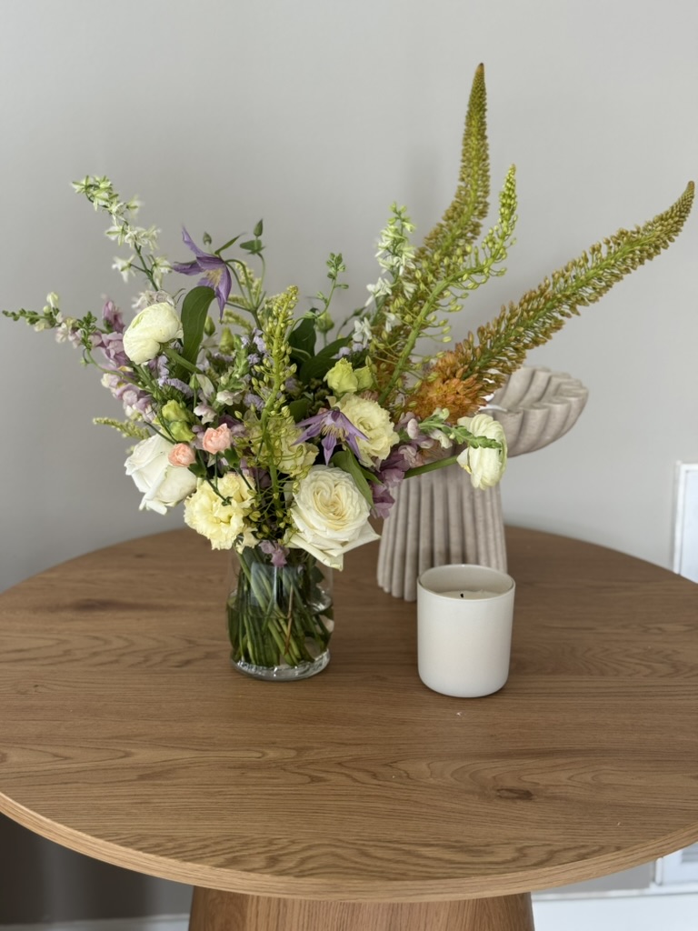 Large subscription arrangement from Fleurish Chicago